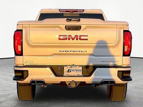 Used 2024 GMC Sierra 1500 Denali w/ Denali Reserve Package image 6