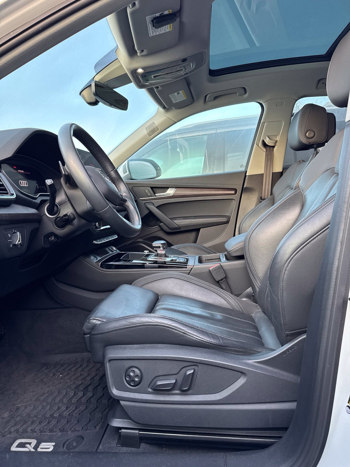 Used 2022 Audi Q5 2.0T Premium Plus AWD/4WD image 11