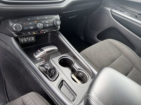 Used 2024 Dodge Durango SXT RWD image 29
