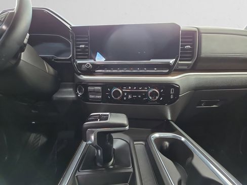 Used 2025 Chevrolet Silverado 1500 LT Trail Boss w/ LT Trail Boss Premium Package image 13