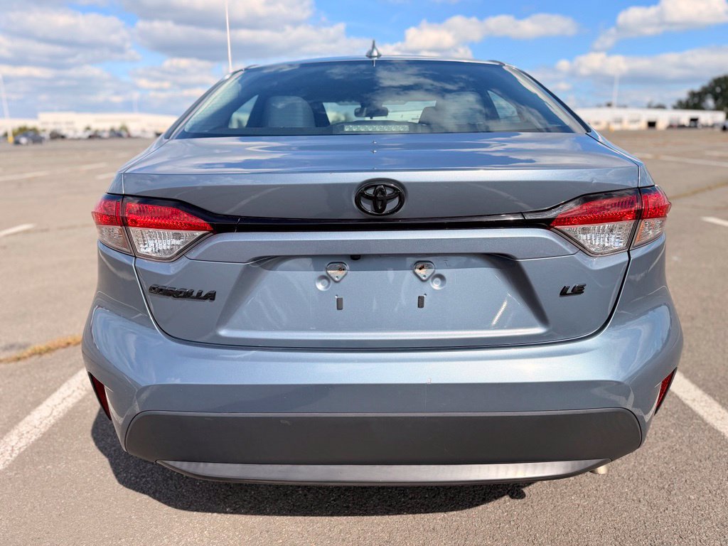 Used 2020 Toyota Corolla LE FWD image 7
