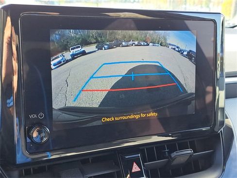 Used 2023 Toyota Corolla SE image 14