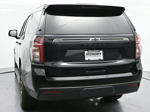 Used 2021 Chevrolet Tahoe Z71 w/ Z71 Signature Package AWD/4WD image 6