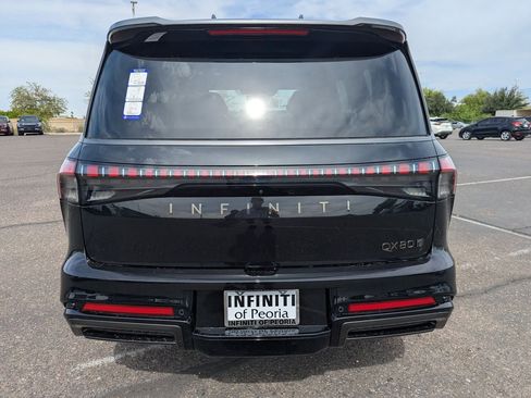 New 2026 INFINITI QX80 Autograph AWD/4WD image 4