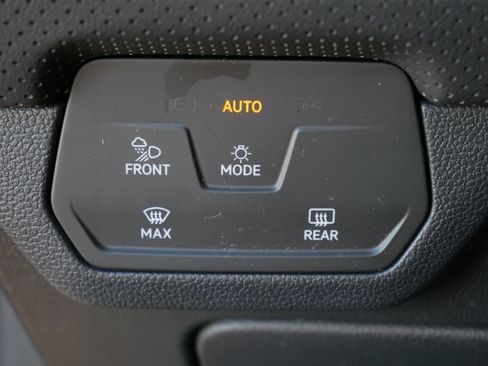 Certified 2025 Volkswagen Atlas Cross Sport SE w/ Black Wheel Package image 26