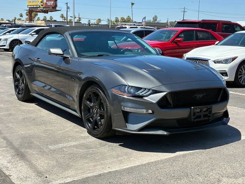 Used 2018 Ford Mustang GT Premium w/ Black Accent Package RWD image 12