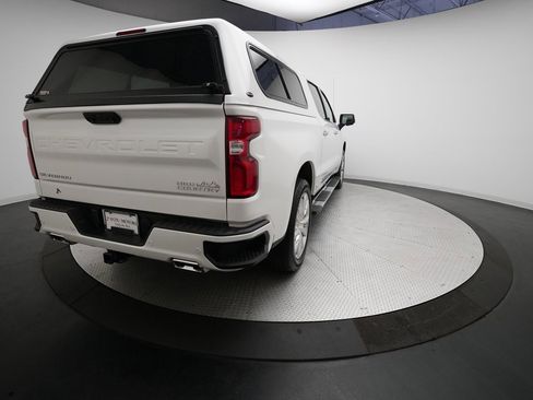 Certified 2023 Chevrolet Silverado 1500 High Country w/ Technology Package image 33