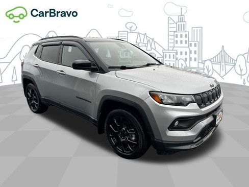 Used 2022 Jeep Compass Latitude w/ Convenience Group AWD/4WD image 21