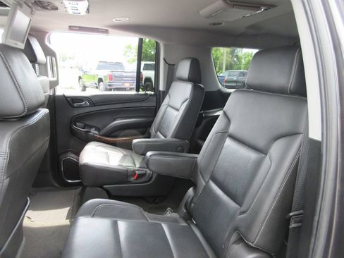 Certified 2018 Chevrolet Suburban Premier AWD/4WD image 24