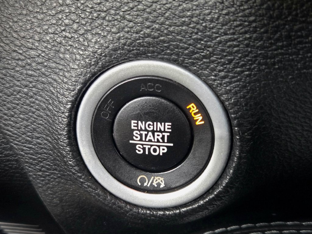 Used 2019 Dodge Challenger R/T Scat Pack w/ Dynamics Package RWD image 29