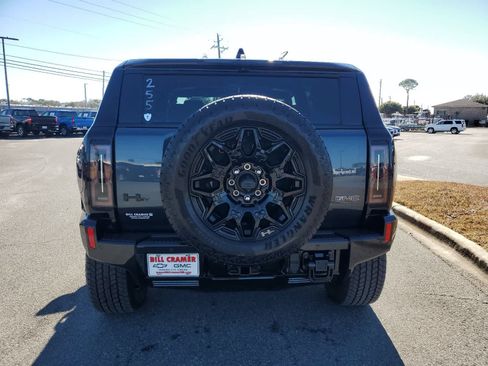 New 2025 GMC Hummer EV 3X w/ LPO, Dark Essentials Package AWD/4WD image 4