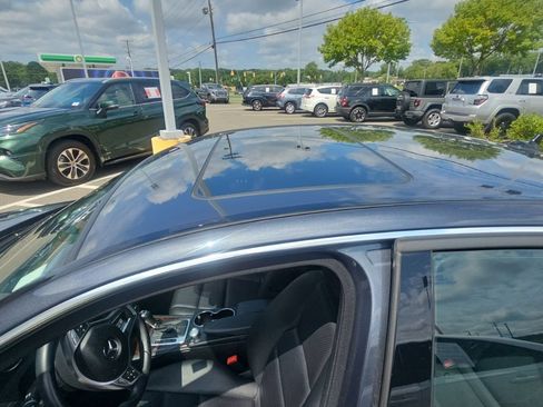Used 2013 Mercedes-Benz C 250 Sedan image 10