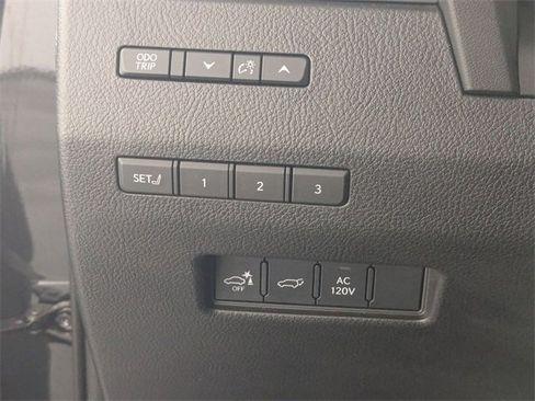 Used 2024 Lexus GX 550 image 15