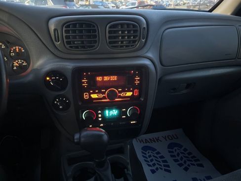 Used 2004 Chevrolet TrailBlazer LT w/ LT Package 1 image 28