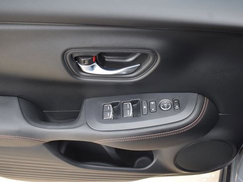 Used 2025 Honda HR-V Sport image 20