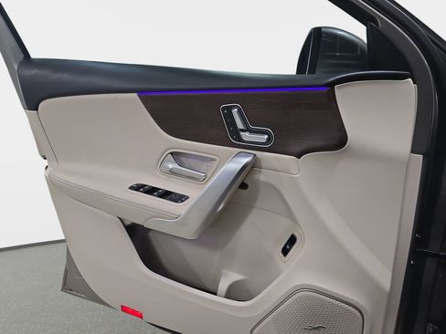 Used 2019 Mercedes-Benz A 220 image 27