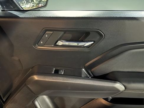 Used 2024 Chevrolet Colorado LT w/ LT Convenience Package II AWD/4WD image 21