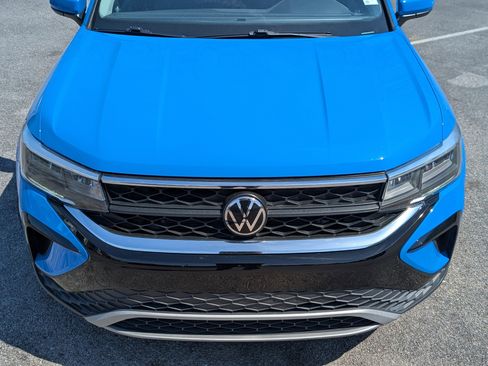 Used 2023 Volkswagen Taos SE image 12