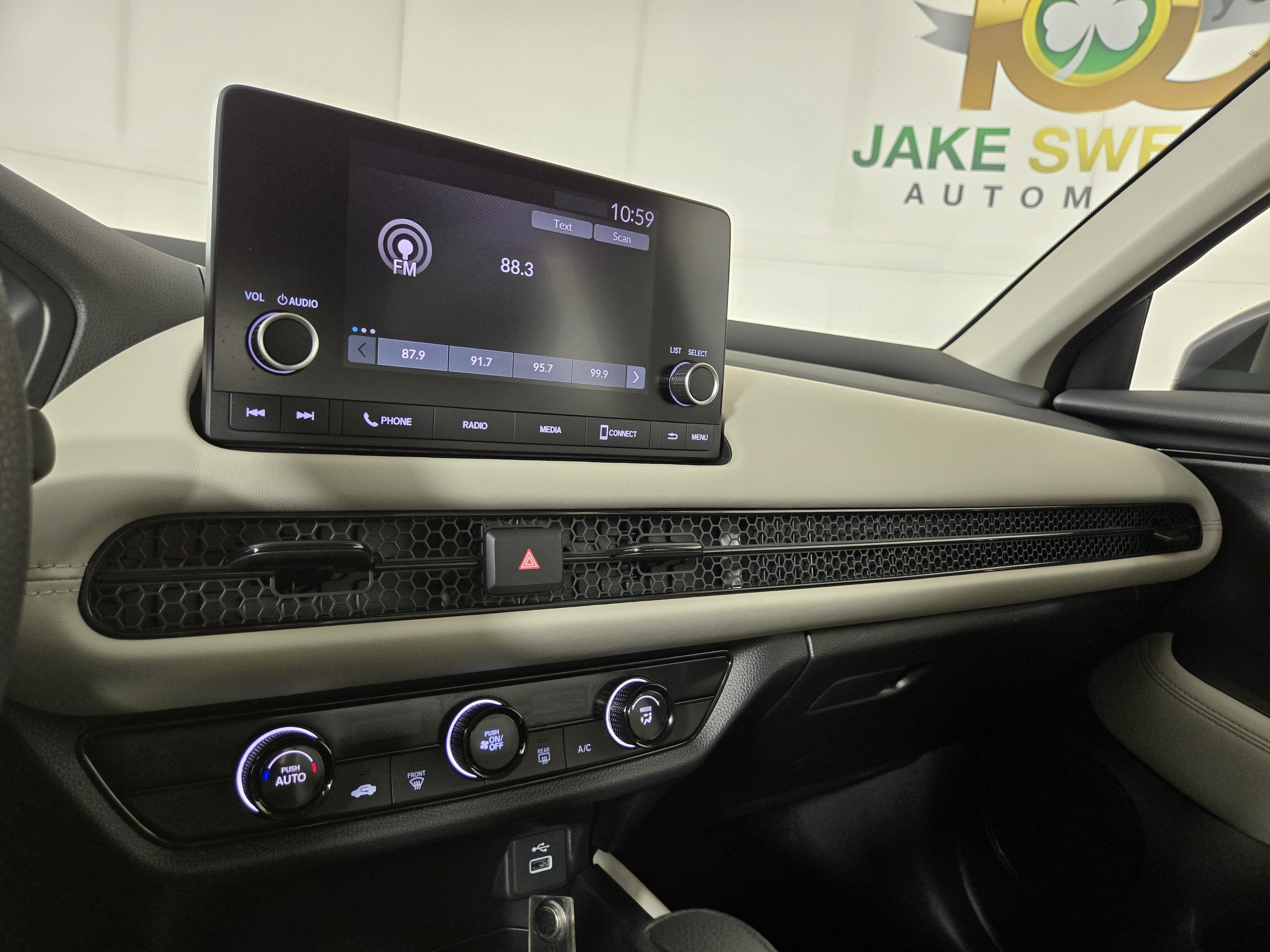 Used 2024 Honda HR-V LX image 21