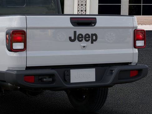 New 2026 Jeep Gladiator Sport AWD/4WD image 13