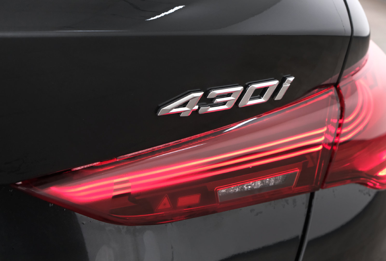 New 2027 BMW 430i Coupe w/ M Sport Package AWD/4WD image 5