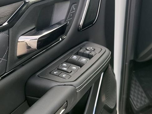 New 2026 RAM 1500 Limited AWD/4WD image 15