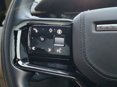 Used 2025 Land Rover Range Rover Velar Dynamic SE image 27