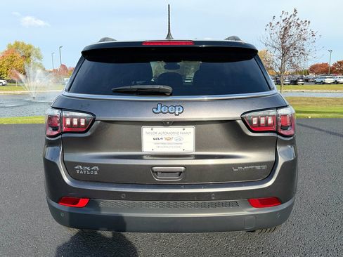 Used 2024 Jeep Compass Limited image 12