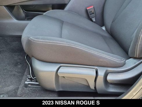 Used 2023 Nissan Rogue S FWD image 15