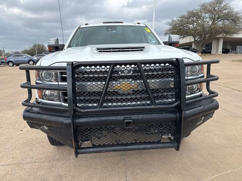 Used 2018 Chevrolet Silverado 3500 High Country w/ Duramax Plus Package image 2