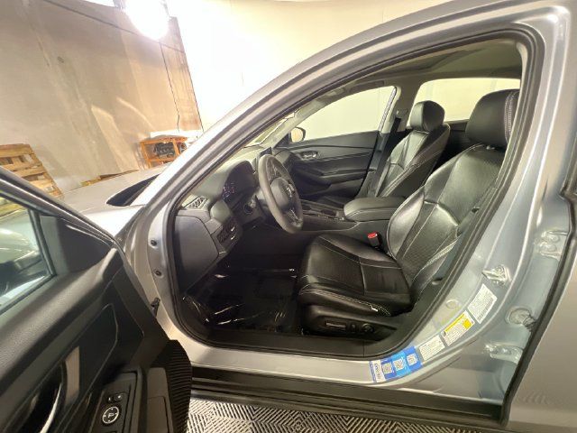 Used 2023 Honda Accord EX image 14