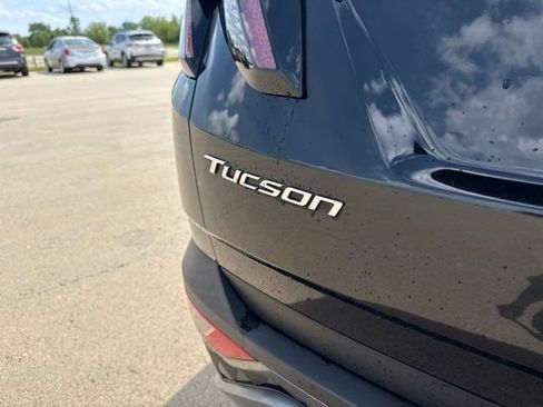 Used 2023 Hyundai Tucson Limited FWD image 7