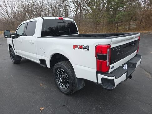 Certified 2025 Ford F250 Platinum image 15