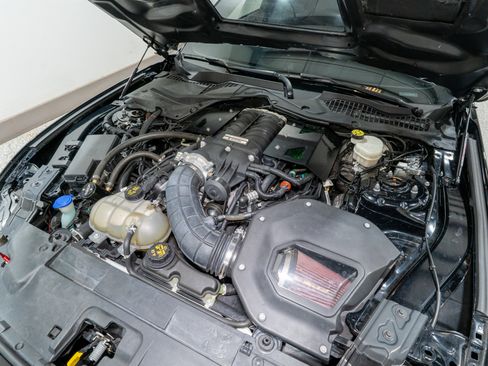 Used 2020 Ford Mustang GT w/ Black Accent Package image 33