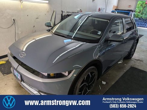 Used 2024 Hyundai Ioniq 5 SEL RWD image 1