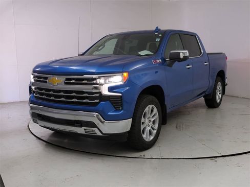Used 2022 Chevrolet Silverado 1500 LTZ w/ Technology Package image 1