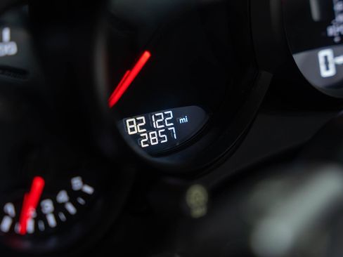 Used 2018 Porsche 911 Carrera GTS image 98