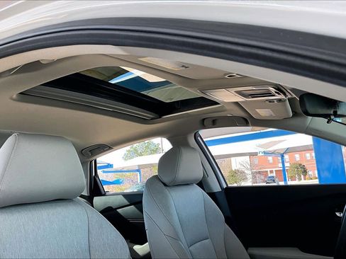 Certified 2025 Honda Accord SE image 13