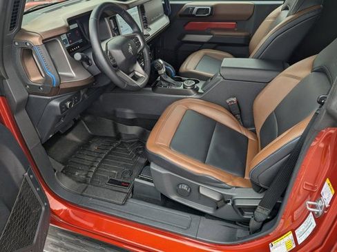 Used 2022 Ford Bronco Outer Banks image 9