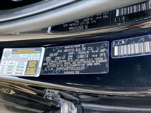 Used 2025 Kia K4 FWD image 35