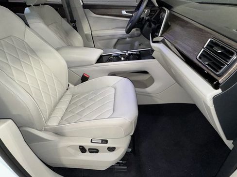 New 2026 Volkswagen Atlas SEL Premium R-Line image 10