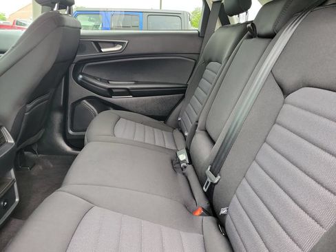 Used 2024 Ford Edge SE w/ Black Appearance Package AWD/4WD image 10