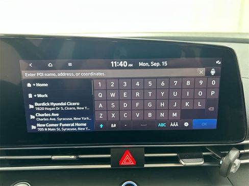 Used 2023 Hyundai Elantra SEL w/ Convenience Package image 16