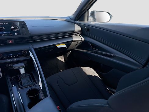 New 2026 Hyundai Elantra Sport FWD image 16