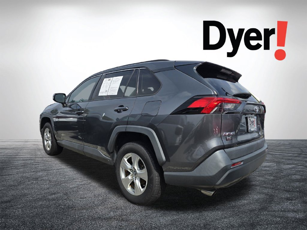 Used 2021 Toyota RAV4 XLE FWD image 4