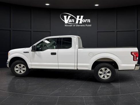Used 2017 Ford F150 XLT image 6
