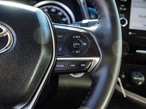 Used 2024 Toyota Camry XLE image 10