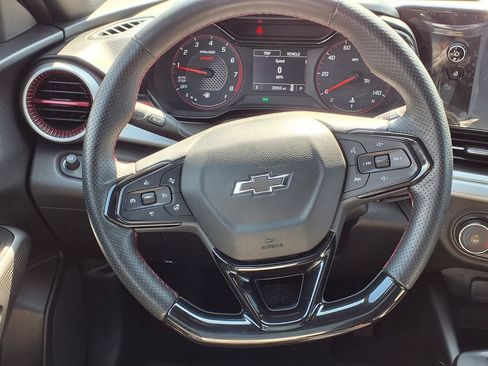 Used 2024 Chevrolet Trax RS w/ Driver Confidence Package FWD image 21