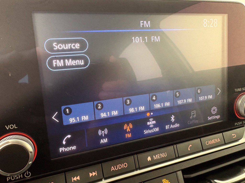 Used 2024 Nissan Altima 2.5 SV FWD image 27