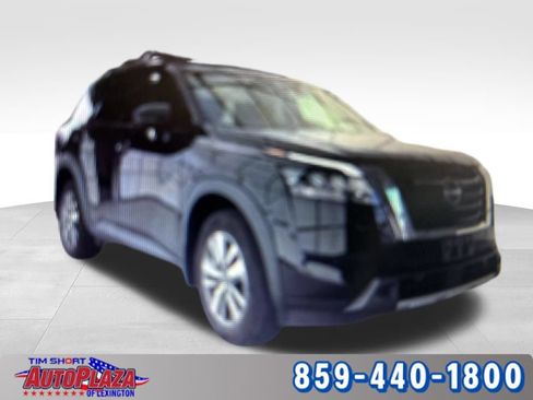 Used 2024 Nissan Pathfinder SL AWD/4WD image 4